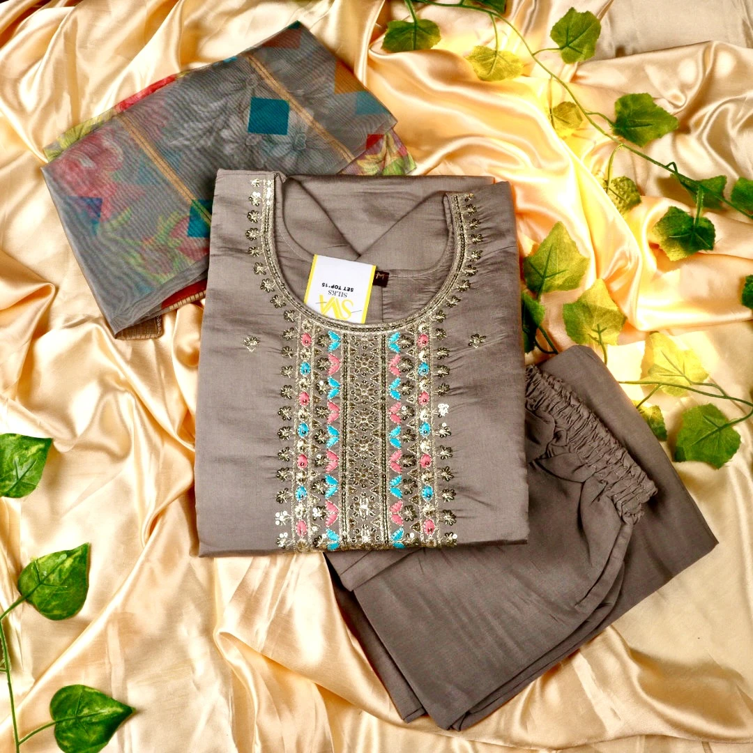 Vatican Kurti Set